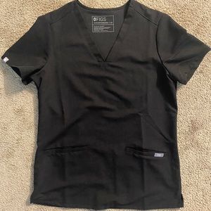 Figs Casma 3 pocket scrub top